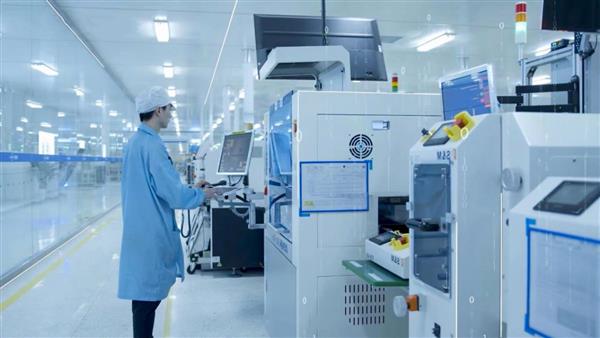 第一！卡奧斯以技術(shù)開發(fā)為核心，賦能7座燈塔工廠，持續(xù)領(lǐng)航智能制造新時(shí)代